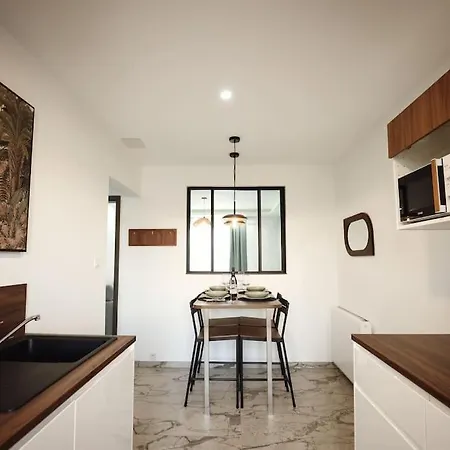 Royale Lumineux Jacuzzi Parking Prive