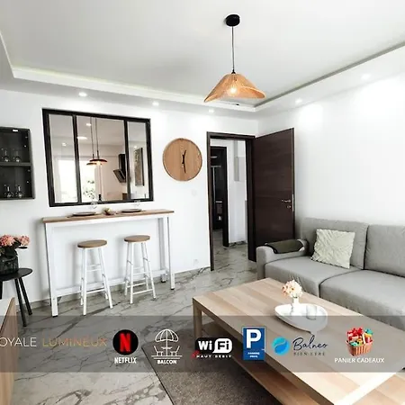 Apartment Royale Lumineux Jacuzzi Parking Prive *