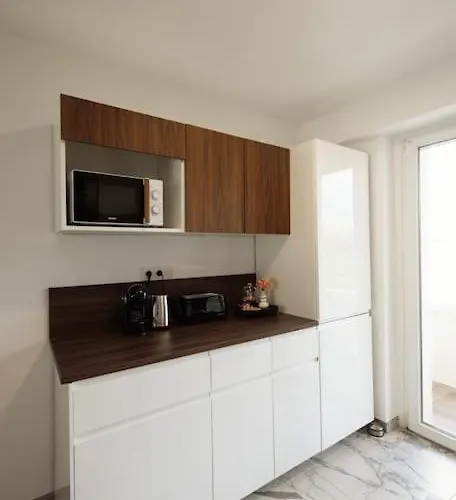 Royale Lumineux Jacuzzi Parking Privé Apartamento