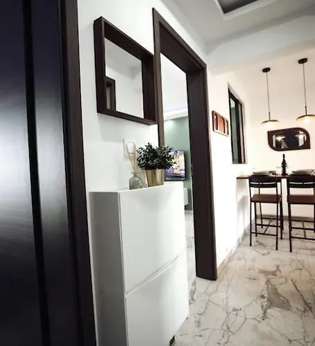 Royale Lumineux Jacuzzi Parking Privé Apartamento *