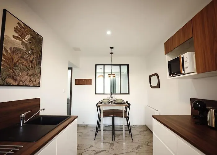 Royale Lumineux Jacuzzi Parking Privé